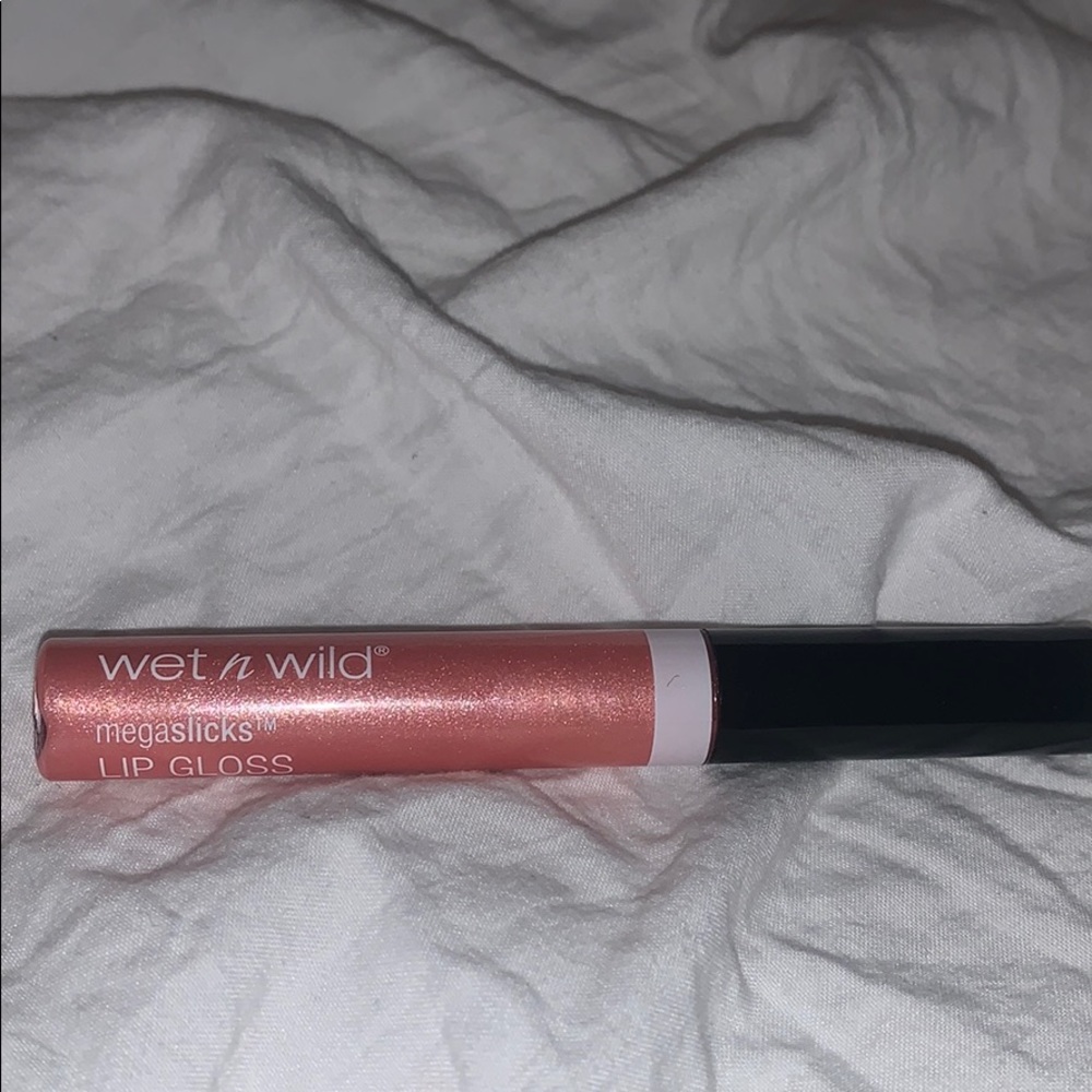 Peach Shimmer Lip Gloss